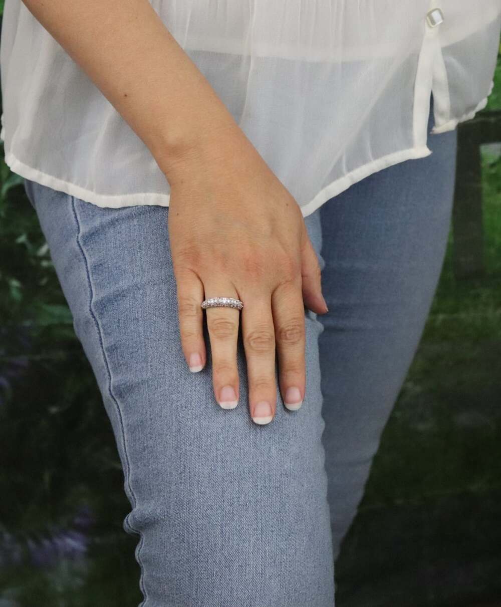 Sterling Silver Ornate Sparkly Cubic Zirconia Band Ring Size 8 - Picture 4 of 9